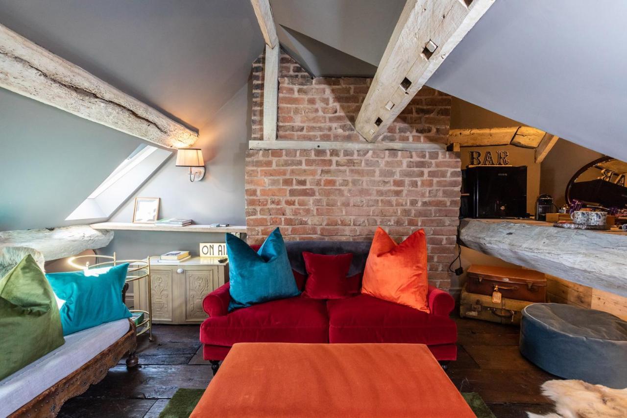 The Cocktail Lounge At Cheshire Boutique Bathhouse Apartment Nantwich Exterior photo