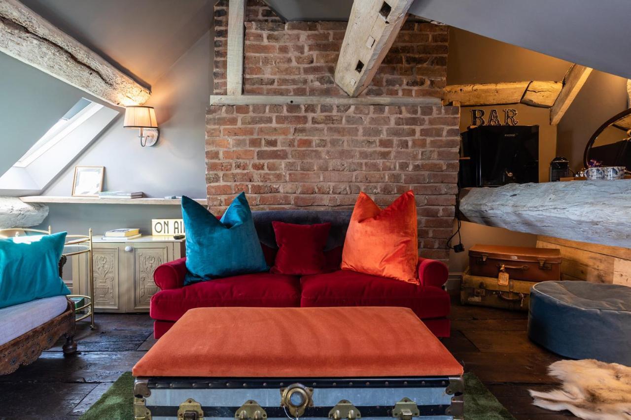 The Cocktail Lounge At Cheshire Boutique Bathhouse Apartment Nantwich Exterior photo