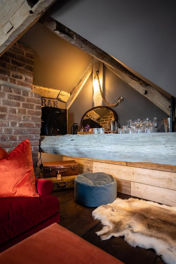 The Cocktail Lounge At Cheshire Boutique Bathhouse Apartment Nantwich Exterior photo