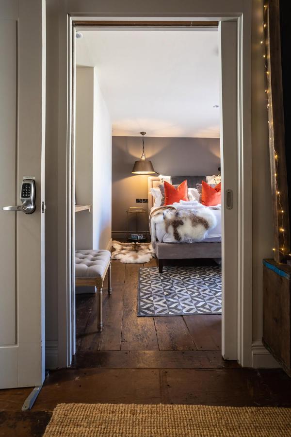 The Cocktail Lounge At Cheshire Boutique Bathhouse Apartment Nantwich Exterior photo